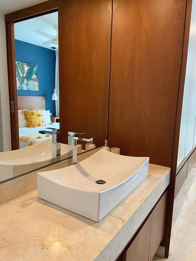 Apartment In Playa Del Carmen, Two Bedroom 5Th Ave Location